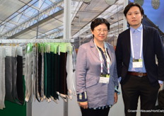 Yongmei Ye and Xi Li of Jiangsu Huachang Yarns & Fabrics